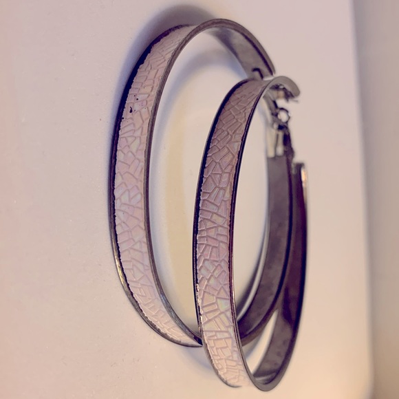 3 pairs of coloured hoops for $6 - Picture 2 of 5